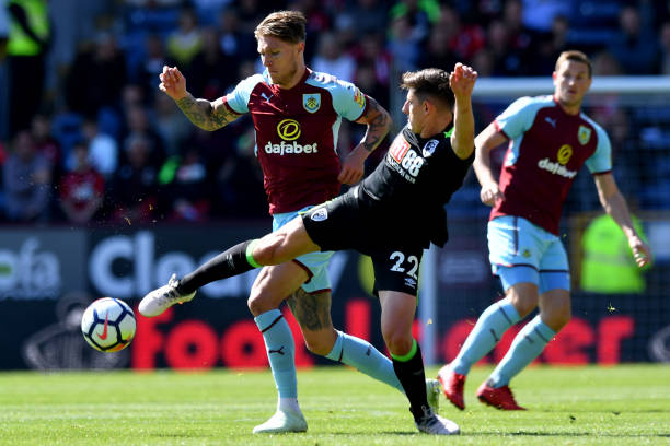 守者往往更 守者往往更